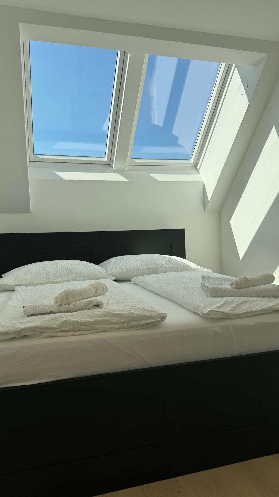 Si Apartments - Smart Inn Вена Экстерьер фото